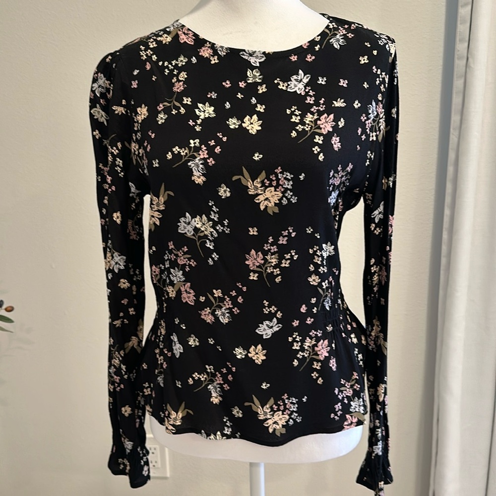 New! Floral blouse!